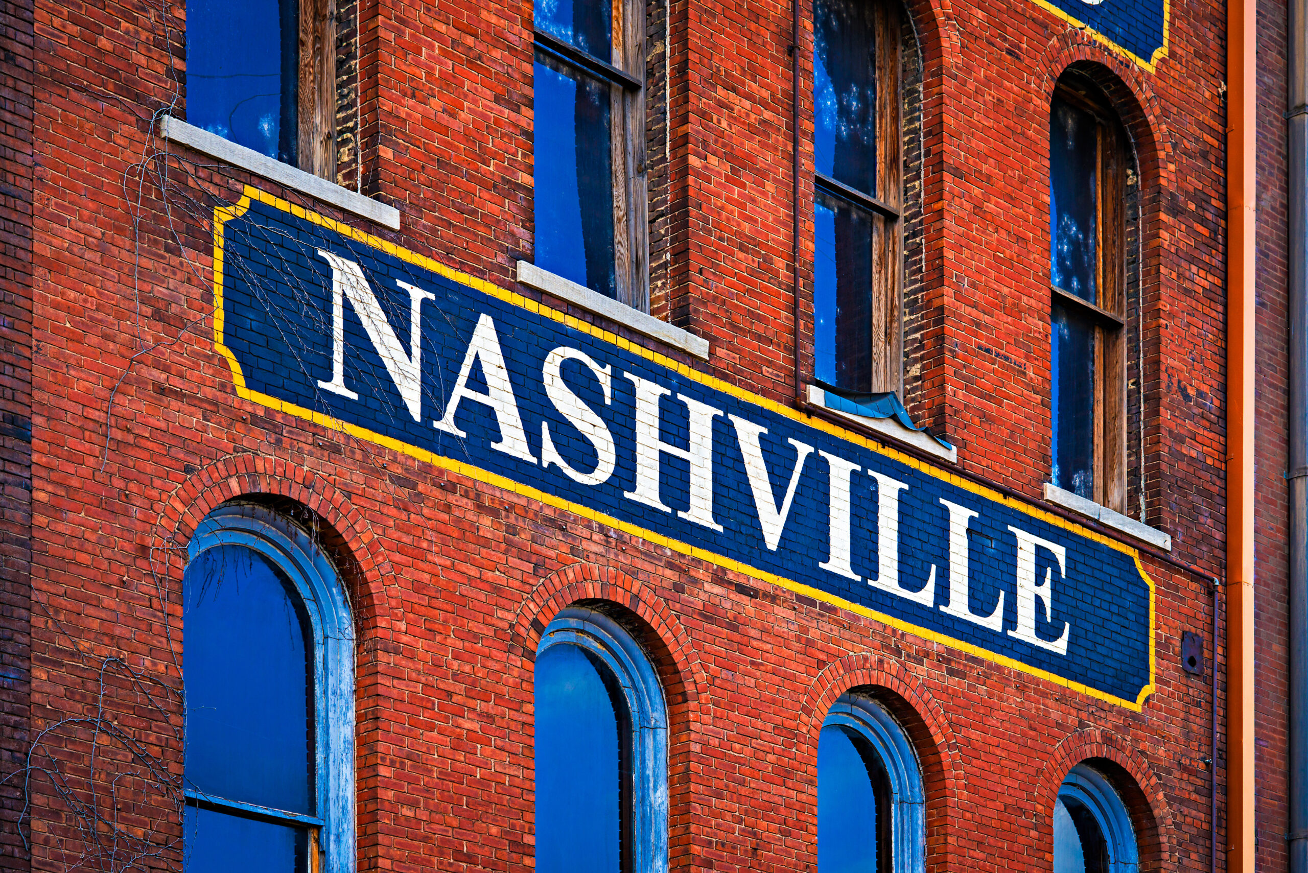 top industries for veterans in Nashville